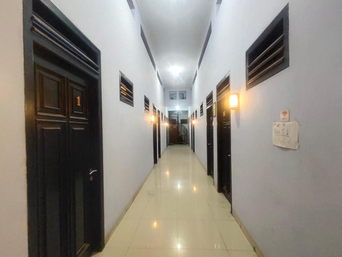 Bing Guest House Songgoriti Экстерьер фото